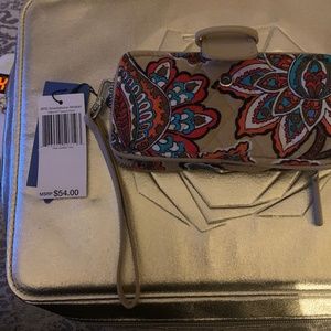 Vera Bradley phone wsllet
